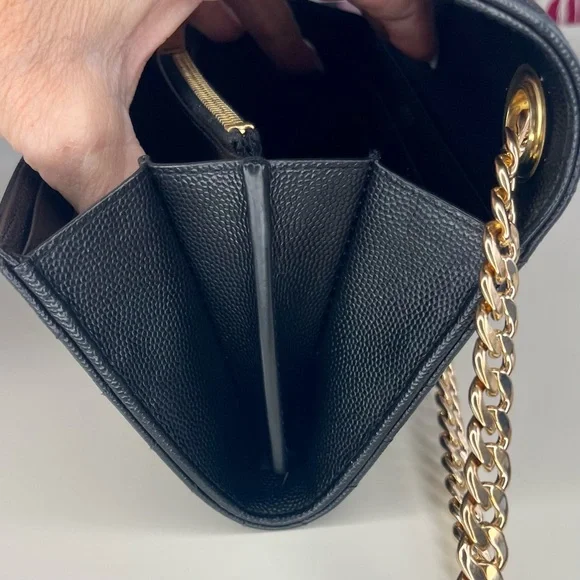 Saint Laurent WOC • Quilted Caviar Leather • Signature Edition - Picture 4 of 12